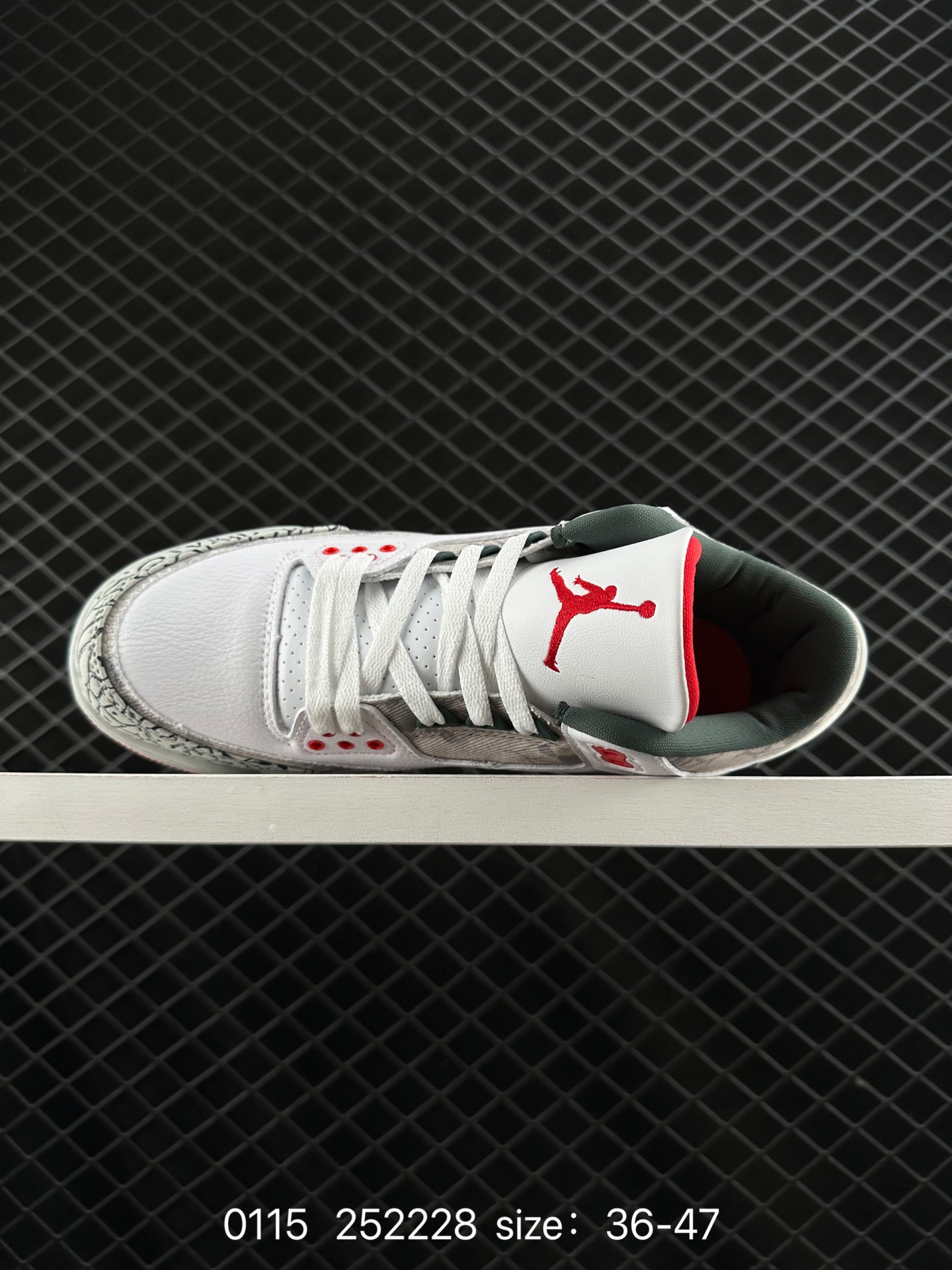 Nike Air Jordan 3 Retro